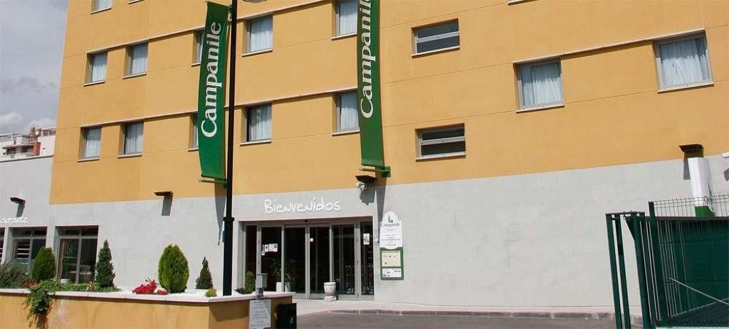 Travelodge Madrid Алькала-де-Энарес Экстерьер фото